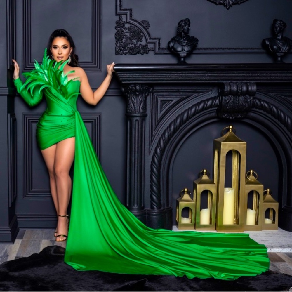 Albina Dyla Green Short Dress that has the most beautiful details